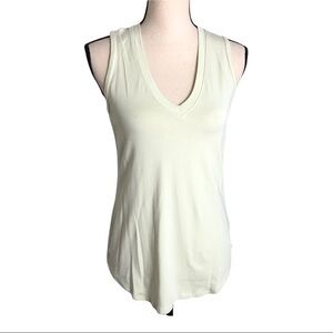 NWT Southcott  V-Neck Celery Color Zen Tank Top In Lightweight Jersey Size 1